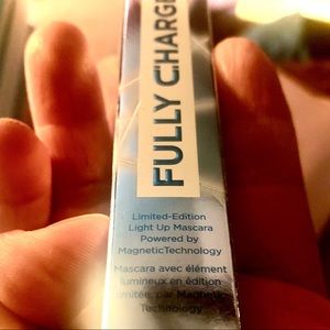 PUR Fully Charged Mascara (Limited Edition)